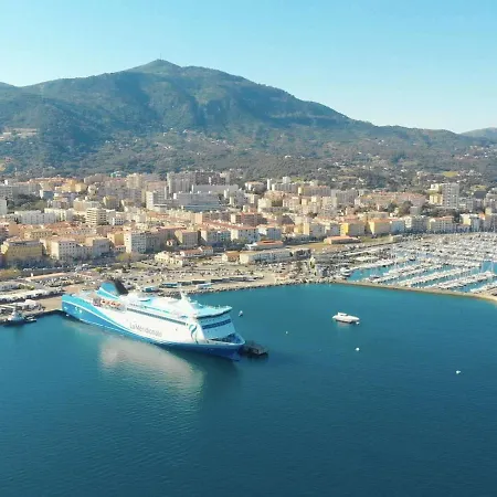 T3 Avec Vue Mer Partielle, Clim Et Parking, Proche Centre - Ajaccio - Fr-1-61-617 Ajaccio (Corsica)